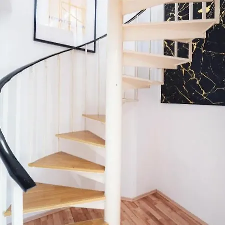 Luxury 130 M Maisonette With Jacuzzi And 3 Terraces * Praga