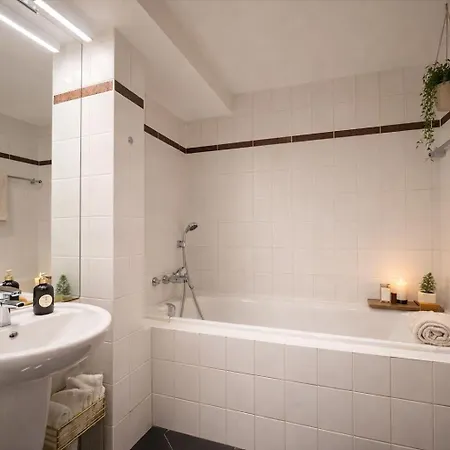 Apartament Luxury 130 M Maisonette With Jacuzzi And 3 Terraces *